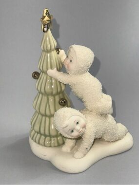 Department 56 Snowbabies Green Ceramic Christmas Tree Figurine Reach Top